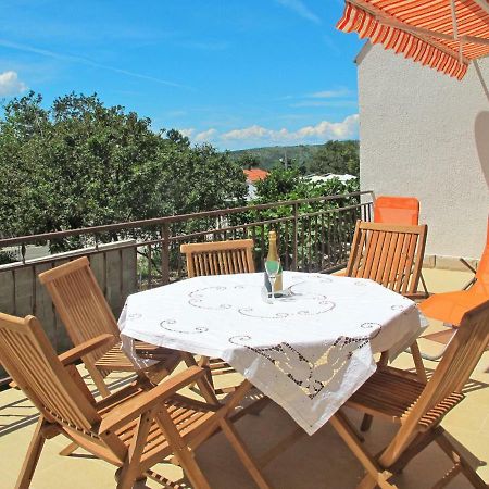 Apartment Luka - Nov103 By Interhome نوفي فينودولسكي المظهر الخارجي الصورة