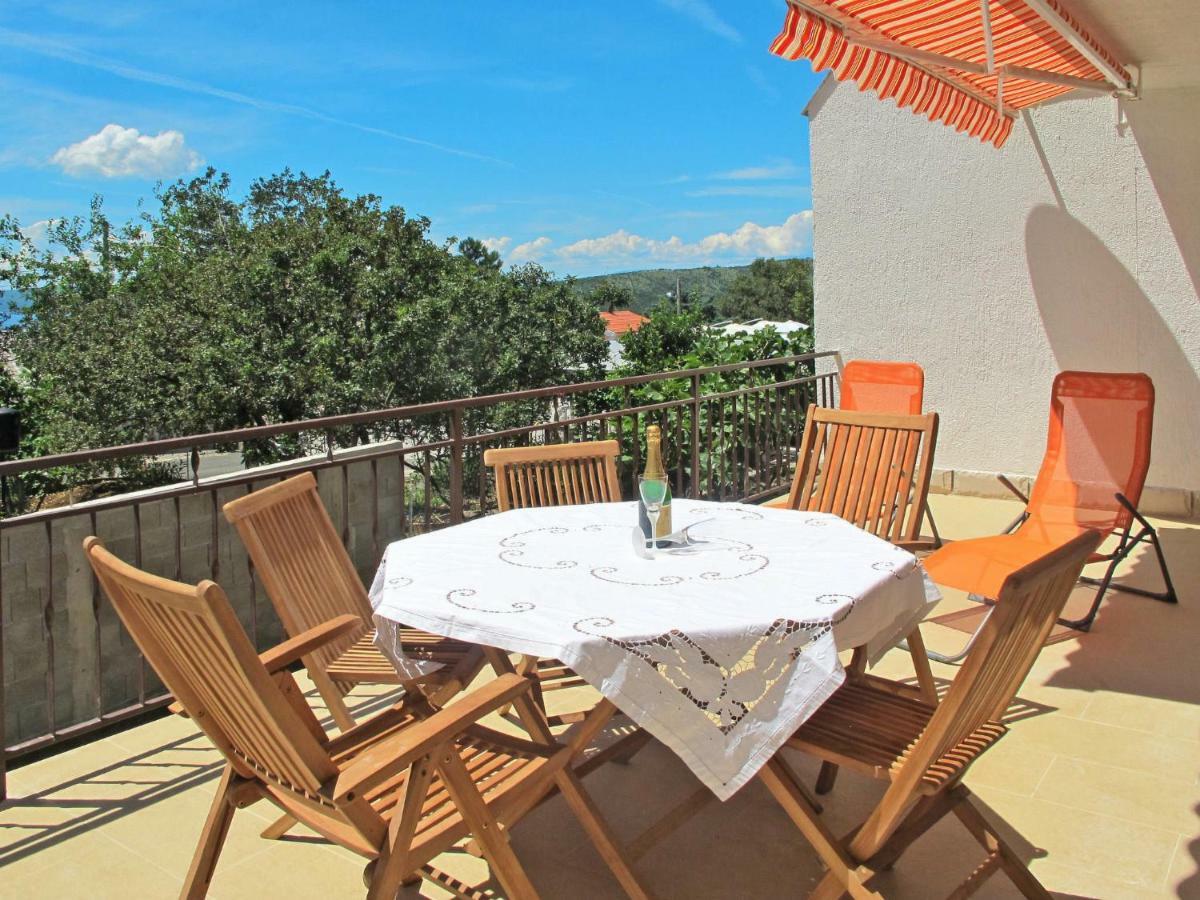 Apartment Luka - Nov103 By Interhome نوفي فينودولسكي المظهر الخارجي الصورة